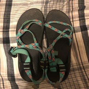 Chacos!